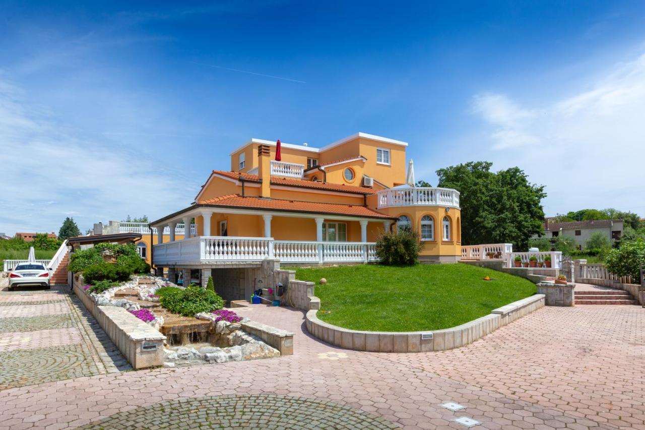 Marko Apartment